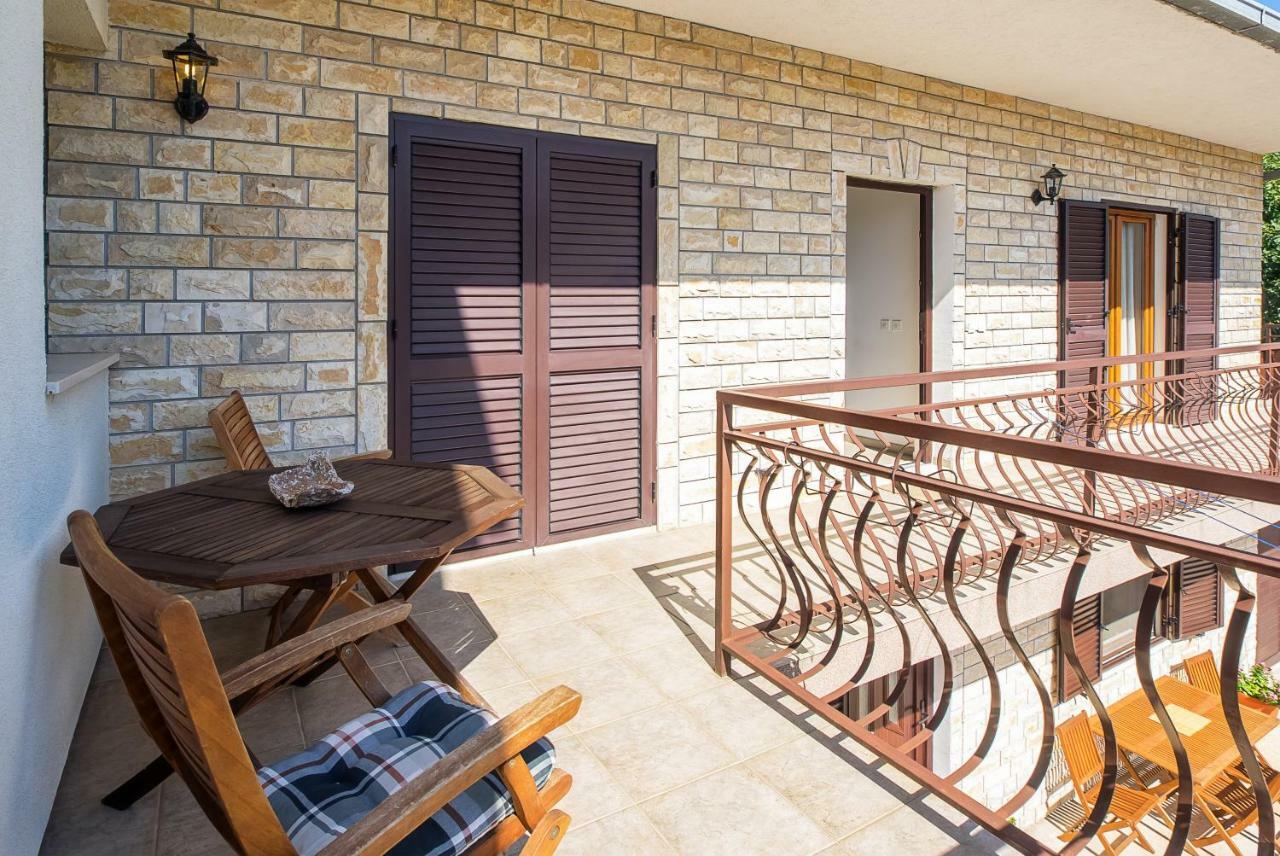 Apartment Olivera トロギール エクステリア 写真