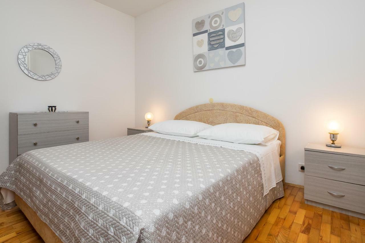 Apartment Olivera トロギール エクステリア 写真
