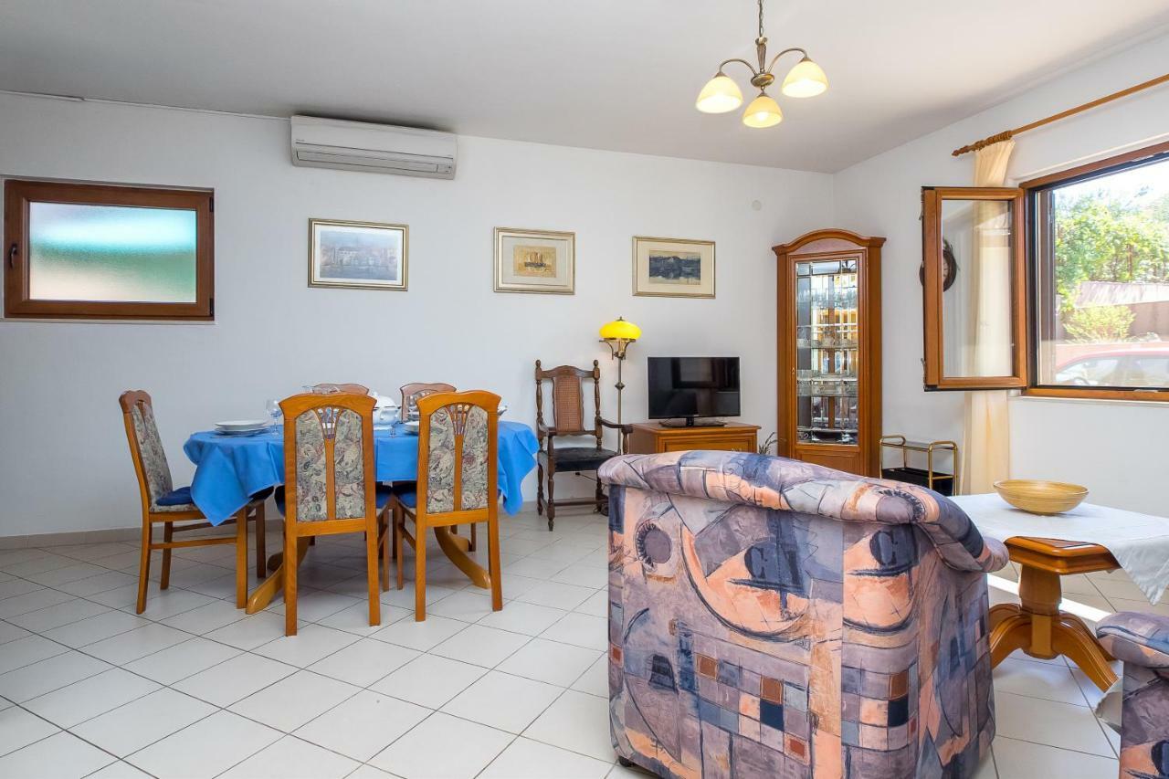 Apartment Olivera トロギール エクステリア 写真