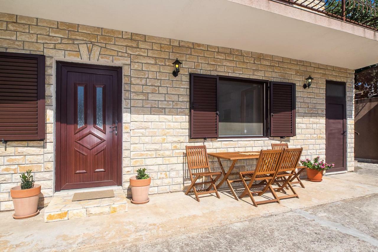Apartment Olivera トロギール エクステリア 写真